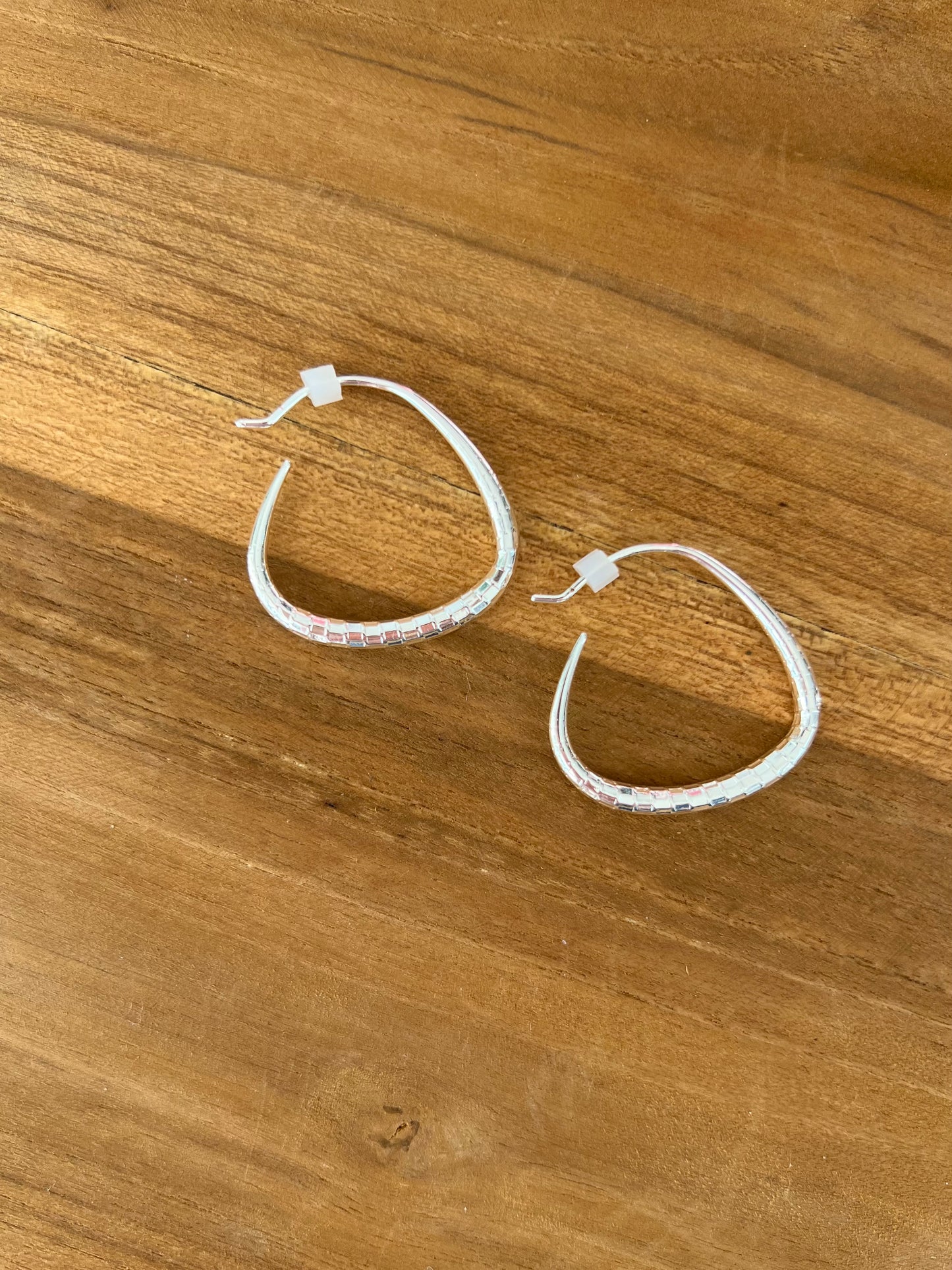 Uneven Shape Hoop