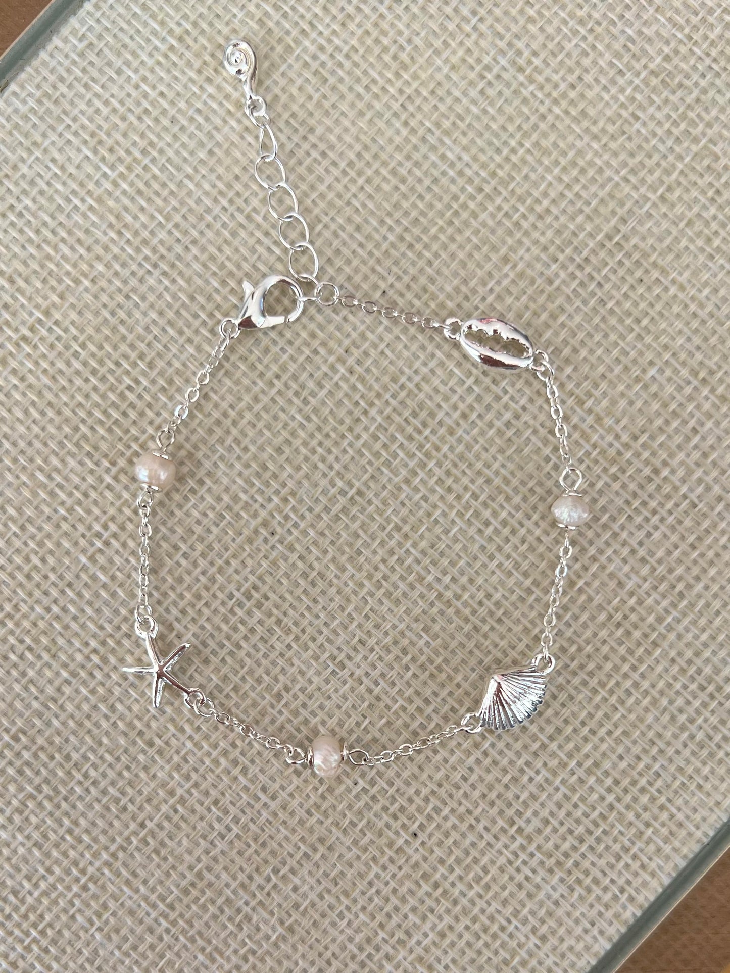 Delicate Seashell Bracelet