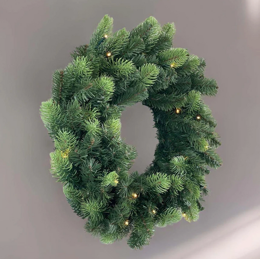 Pre Lit Wreath
