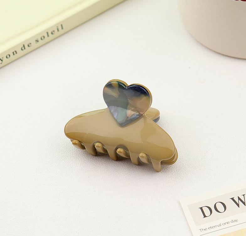 Small Heart Claw Clip