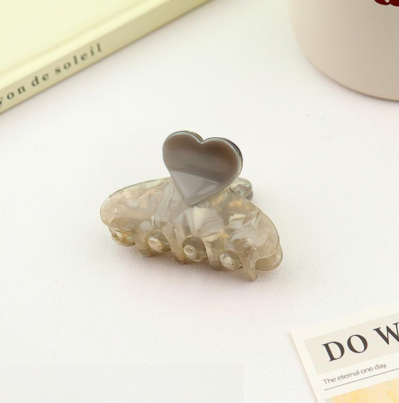 Small Heart Claw Clip