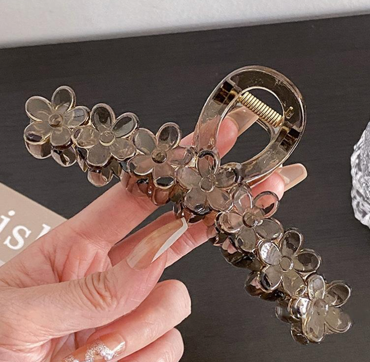 Long Flower Claw Clip