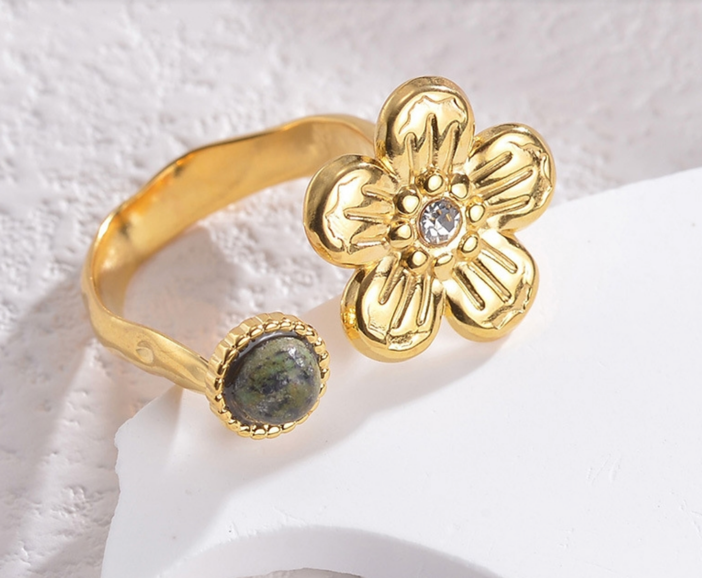 Daisy and Natural Stone Ring