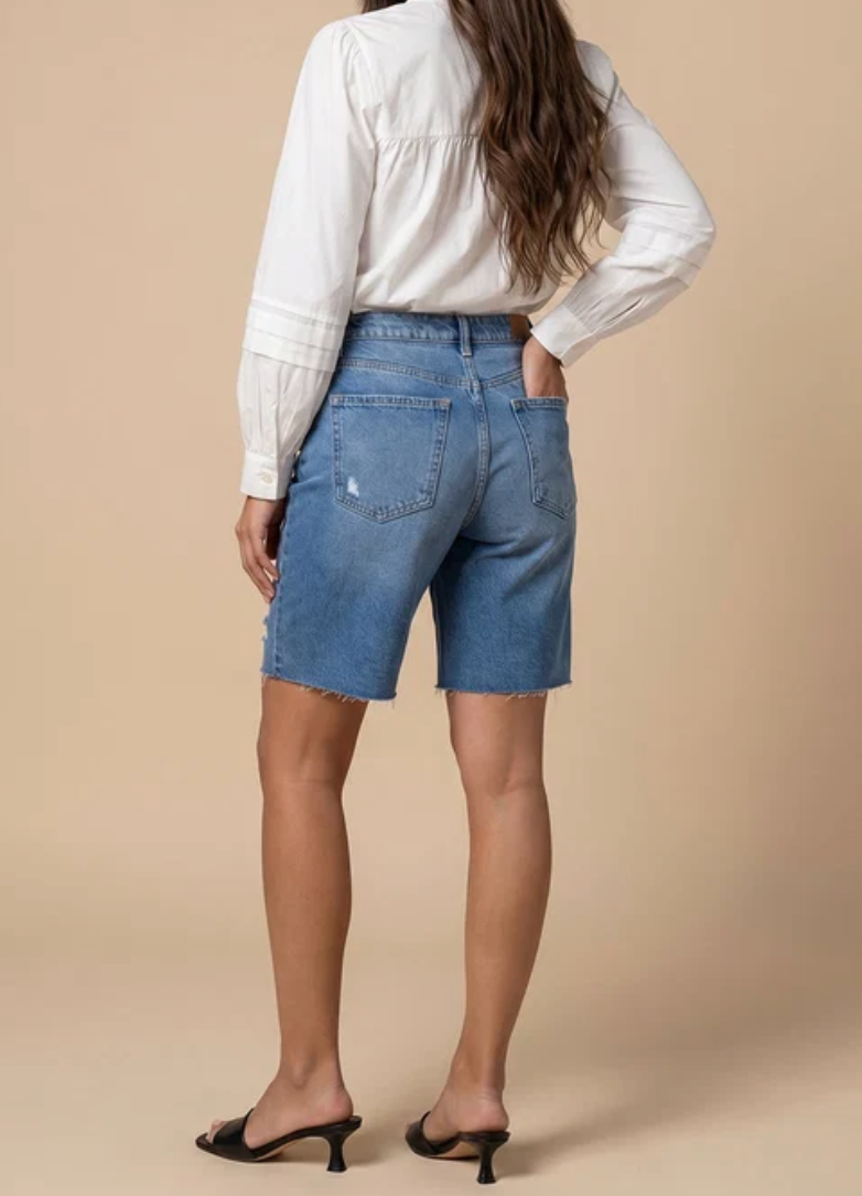 White Embroidery Shirt