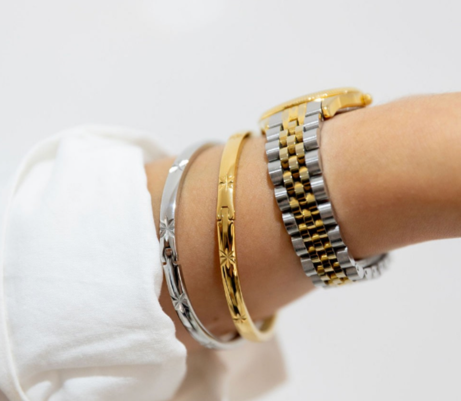 Engraved Star Bangle