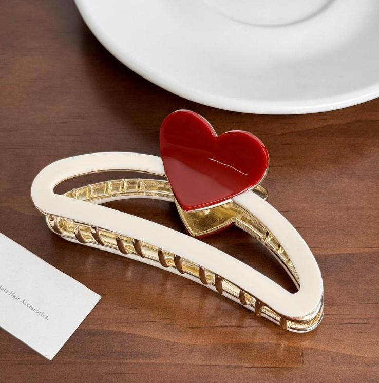 Large Heart Claw Clip
