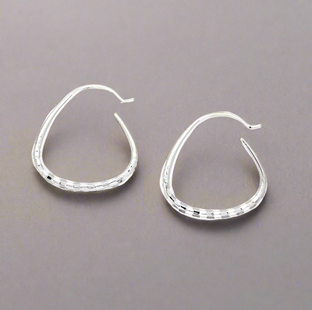 Uneven Shape Hoop