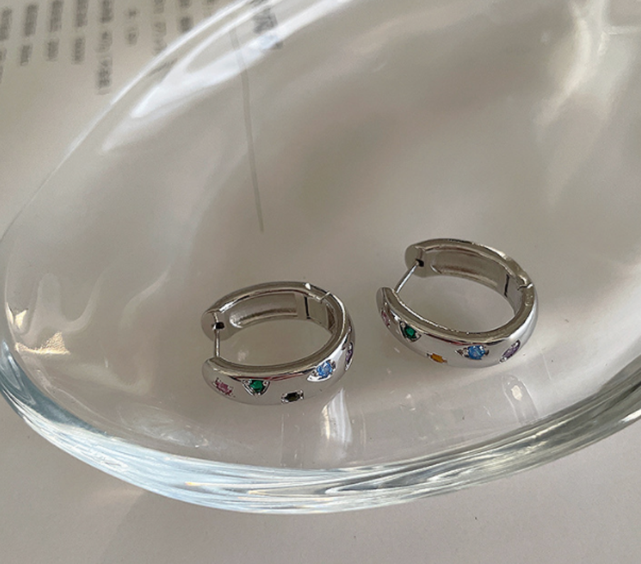 Rainbow Oval Huggies