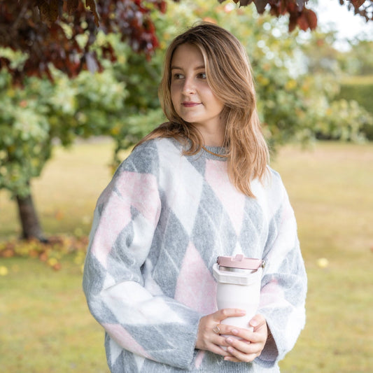 Let’s Talk About Bobbling: A Little Knitwear Truth 🧶