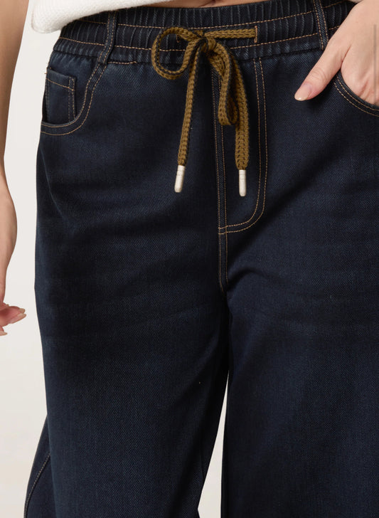 Wide Leg String Jeans