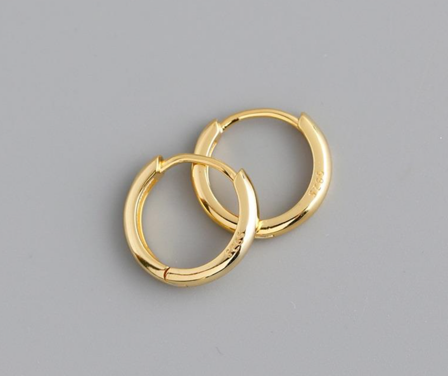 Gold Simple Hoop