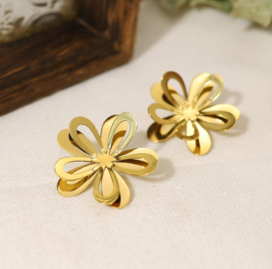 3D Cutout Flower Earring