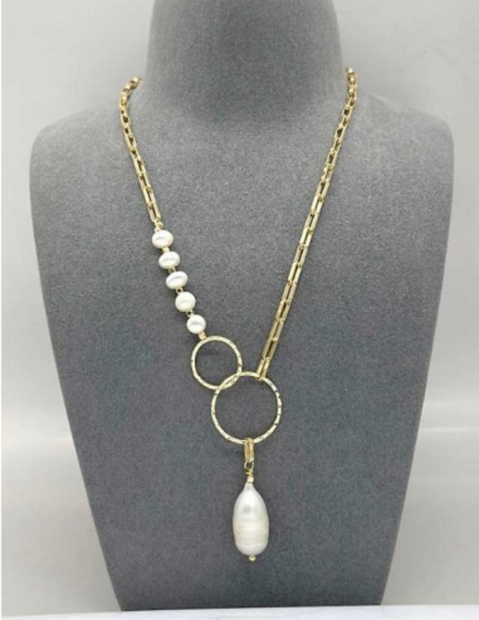 Natural Pearl Pendant Necklace