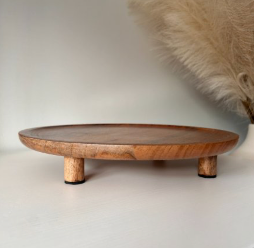 Round board with feet