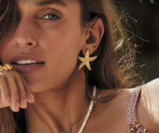 Oversize Starfish Earring