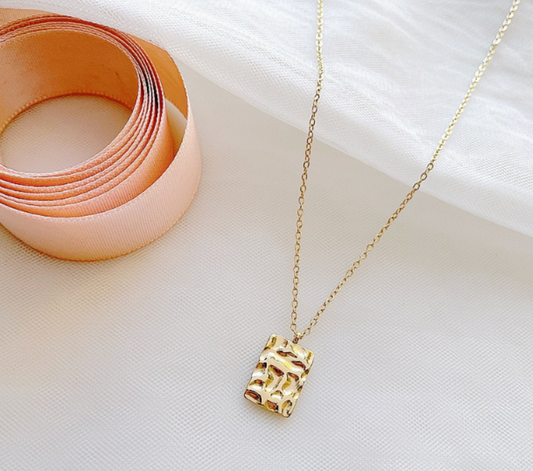 Molten Pendant Necklace