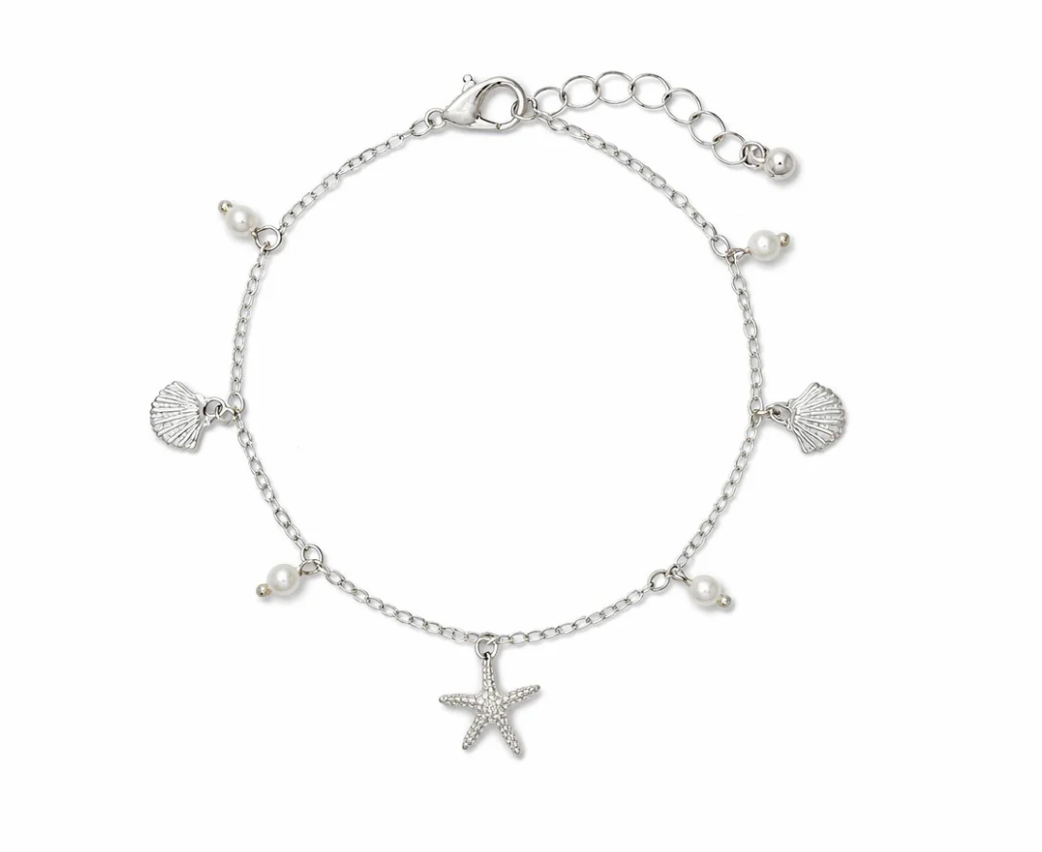 Delicate Pearly Shell Bracelet